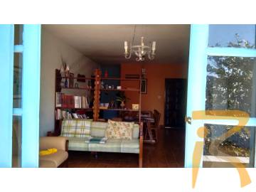 Apartamento no bairro Costão, Lado Praia