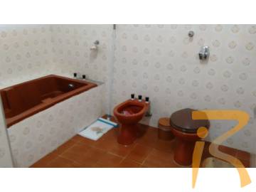 Apartamento no bairro Costão, Lado Praia